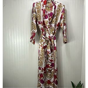 VINTAGE MARY MCFADDEN Satin wrap robe